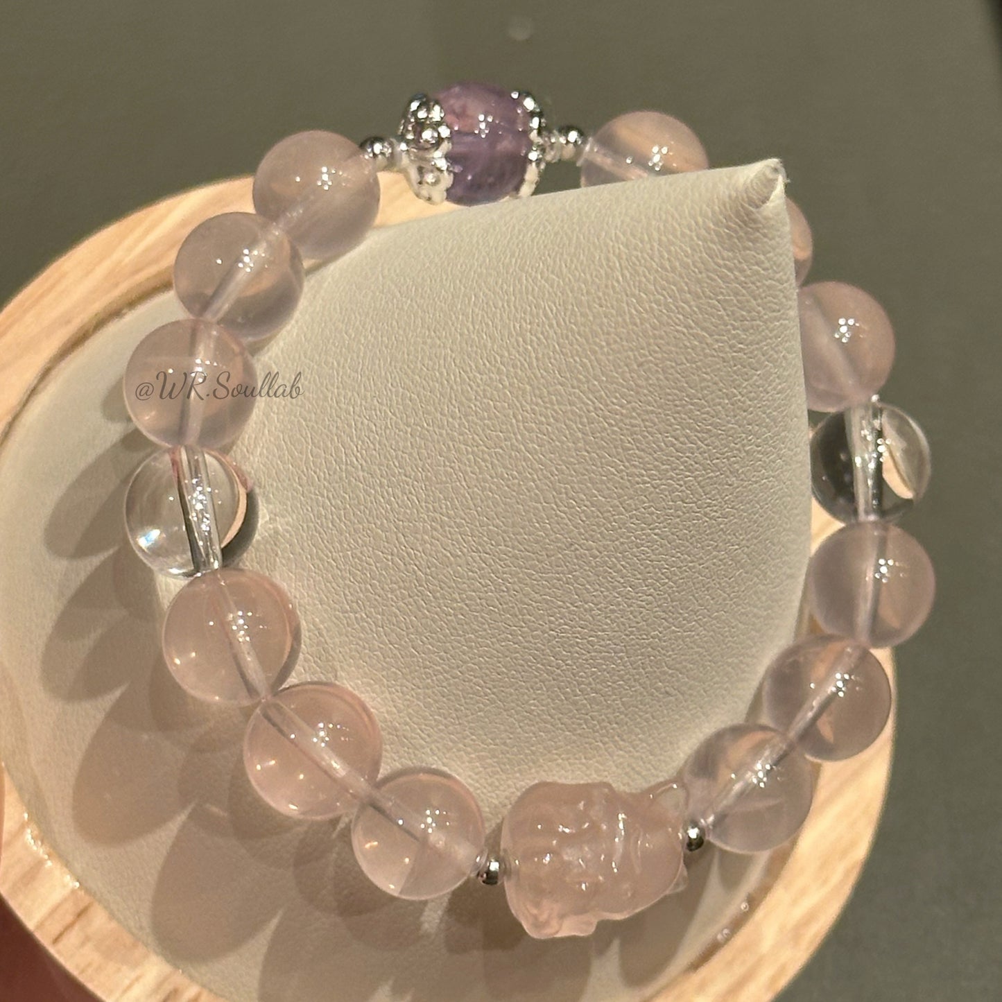 Pink quartz fox carving design bracelet