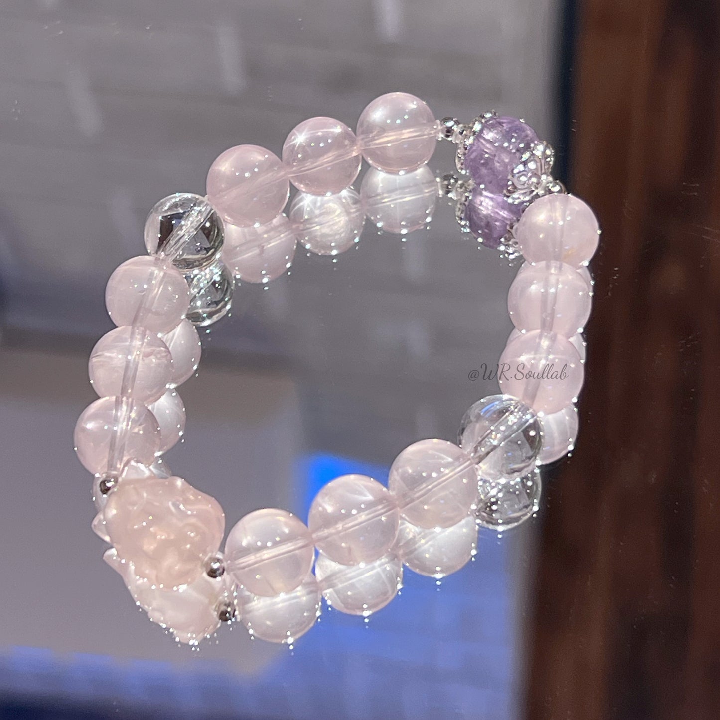 Pink quartz fox carving design bracelet