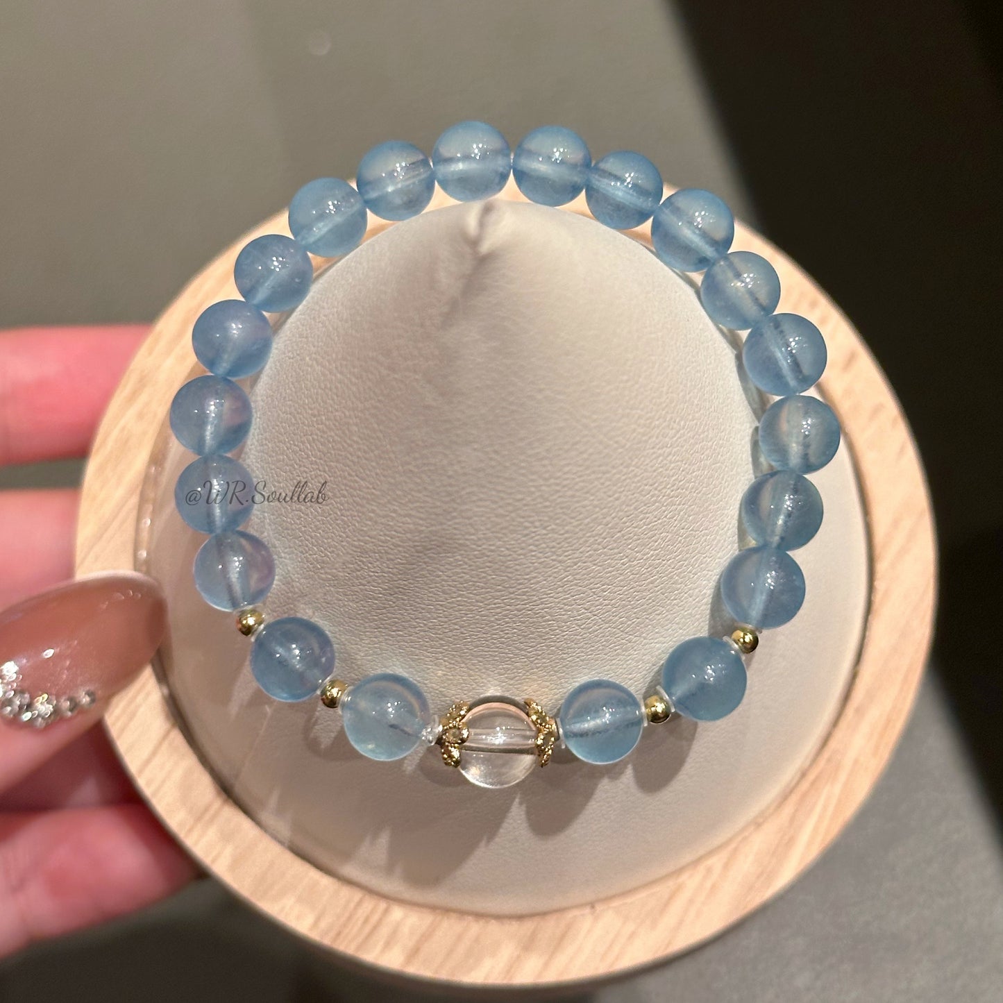 Aquamarine and white crystal design